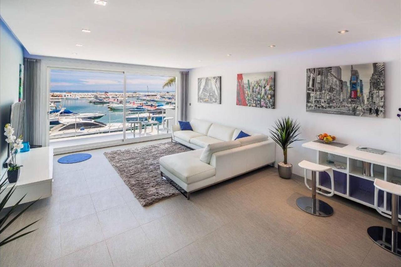 Modern Frontline Puerto Banus M2 Lägenhet Marbella